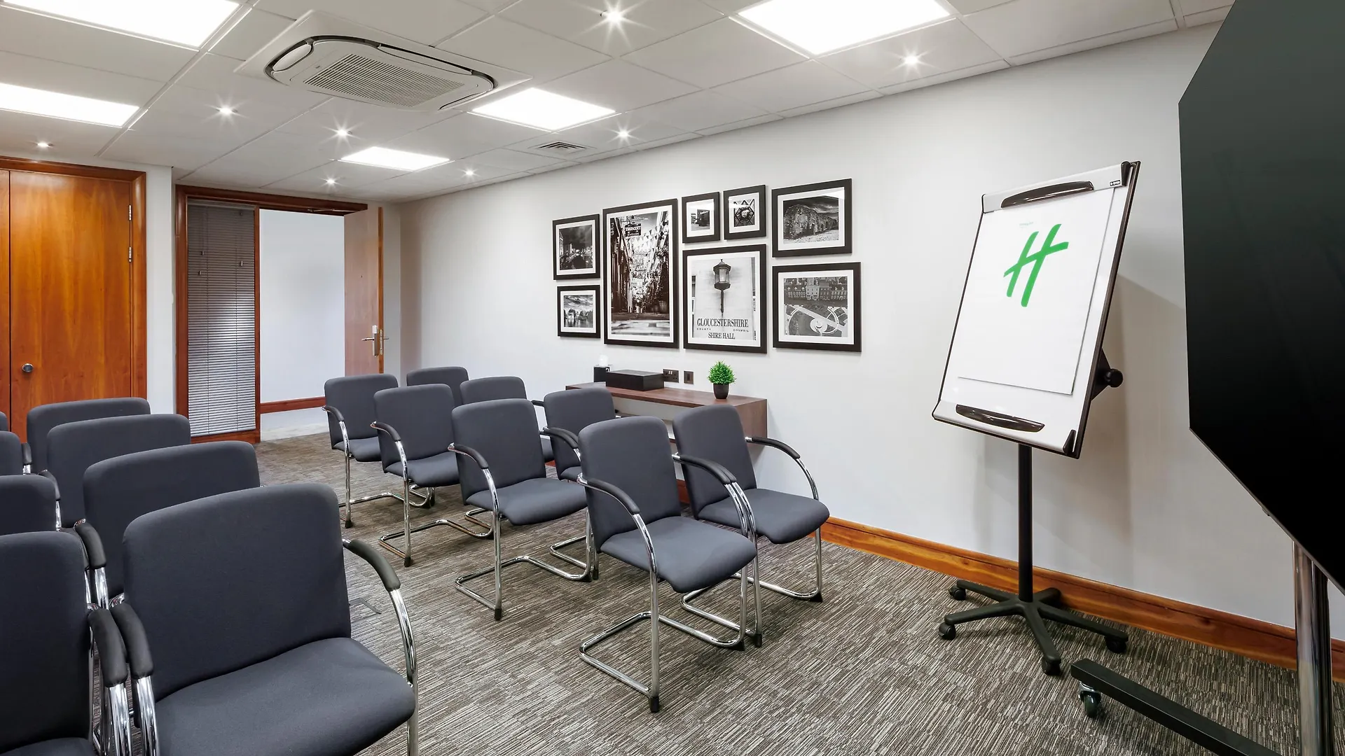 Hotel Holiday Inn Gloucester - Cheltenham By Ihg